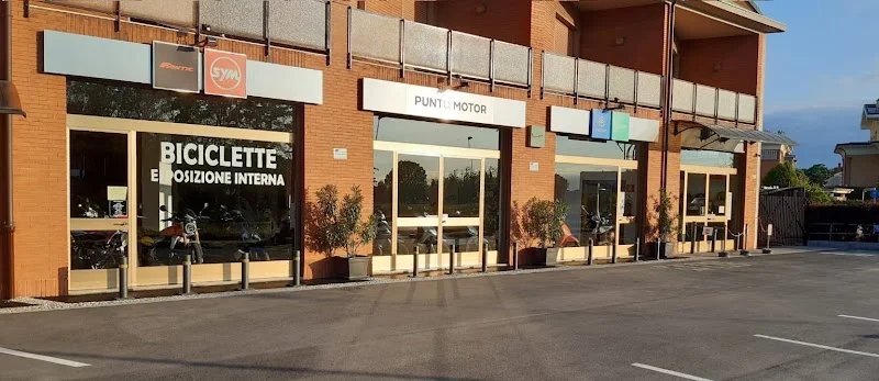 Punto Motor Sas Di Oggioni (Brugherio - Monza Brianza) Concessionario Scooter Sym e Moto Fantic Caballero Rieju