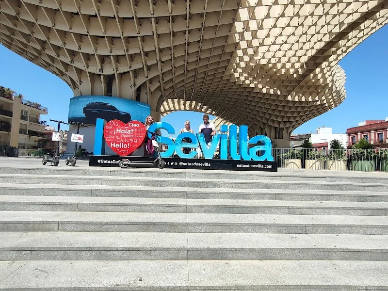 Scootmeout - Rental Scooter Sevilla