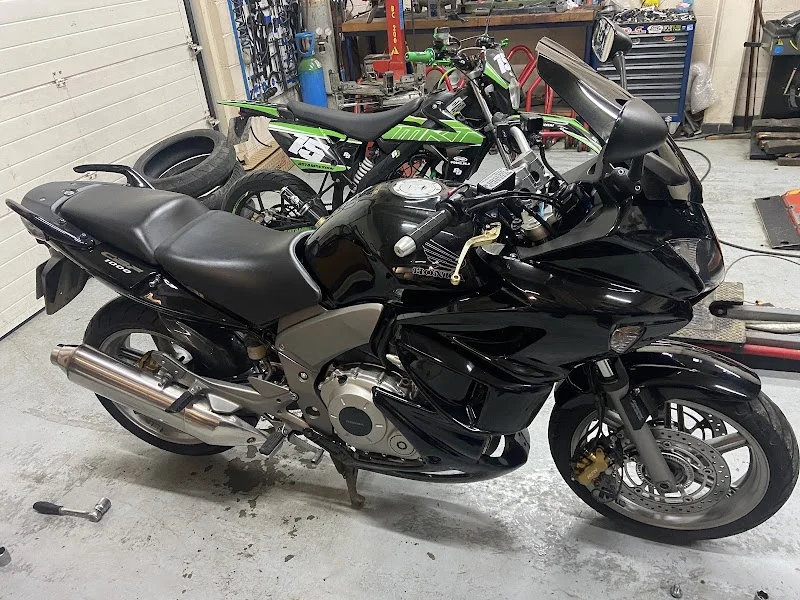 Street Bikes 80