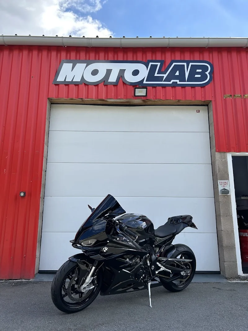 MOTOLAB