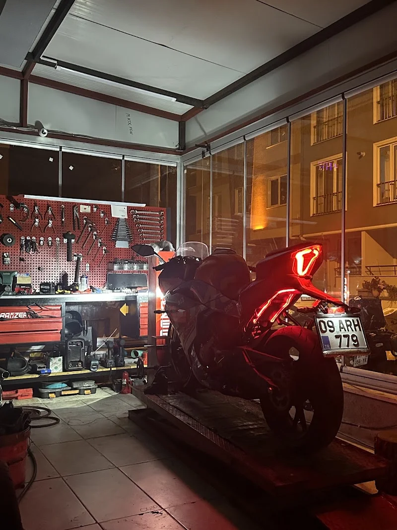 S.O.S MOTO ASSISTANCE - 7/24 Moto Yol Yardım - Moto Lastik Değişim / Balans Noktası
