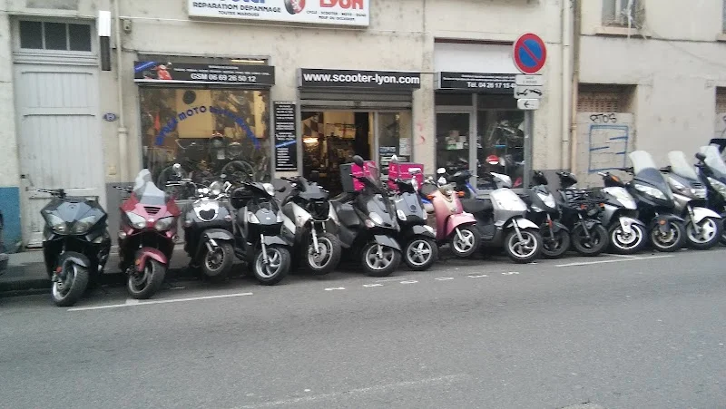 Scooter Lyon