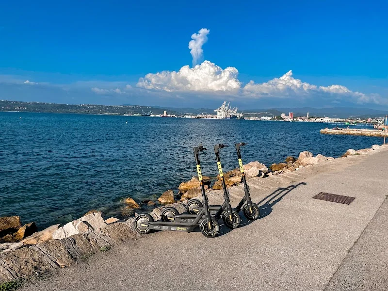 TRIPP.SI - E-SCOOTER RENTAL PORTOROŽ - Hostel Korotan
