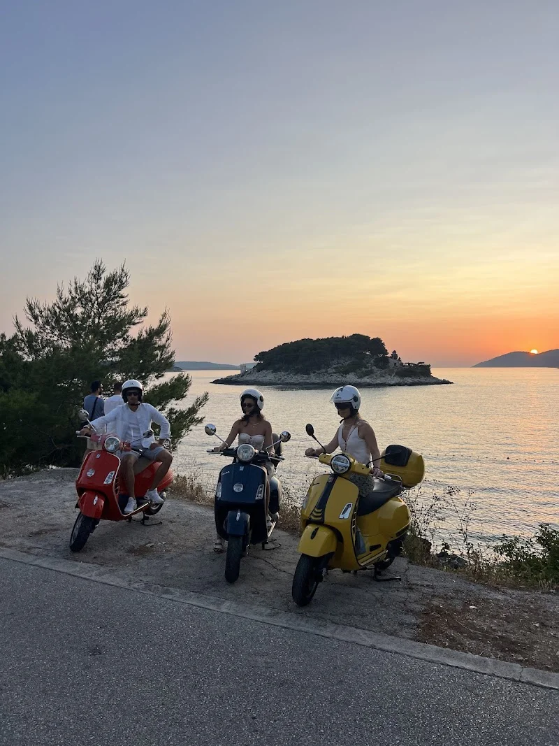 Skansi Hvar rent