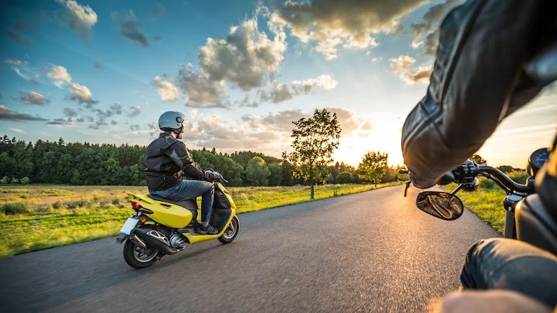 Fastmotor rent - noleggio scooter cecina