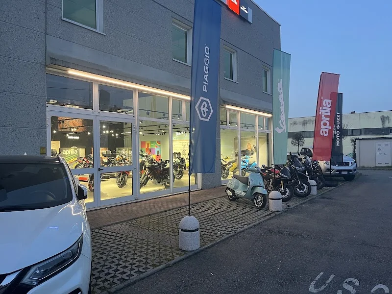 Moto & Moto - Vespa, Piaggio, Aprilia, Moto Guzzi