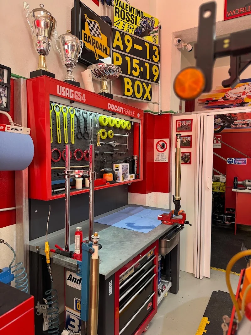 Officina Moto71 di Nico Logiudice