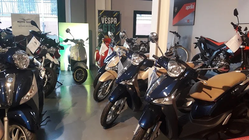 Imperia Moto s.r.l. Sanremo Kawasaki Piaggio Vespa Moto Guzzi Aprilia Ducati Kymco Benelli